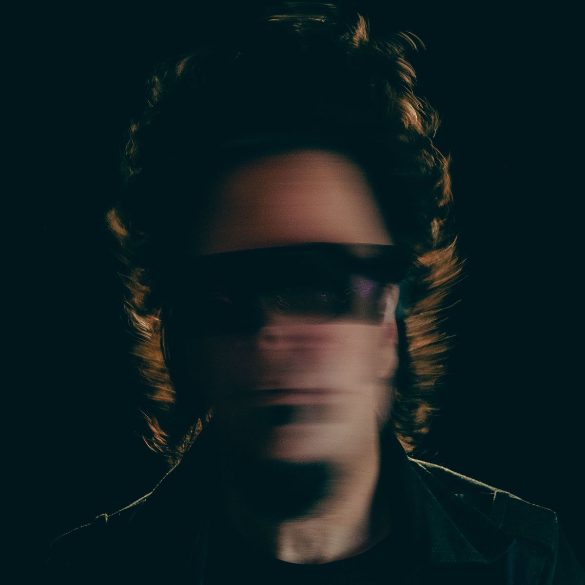 Wolfgang Webb: Breathes Life into DARK-POP with New Release “Clap”