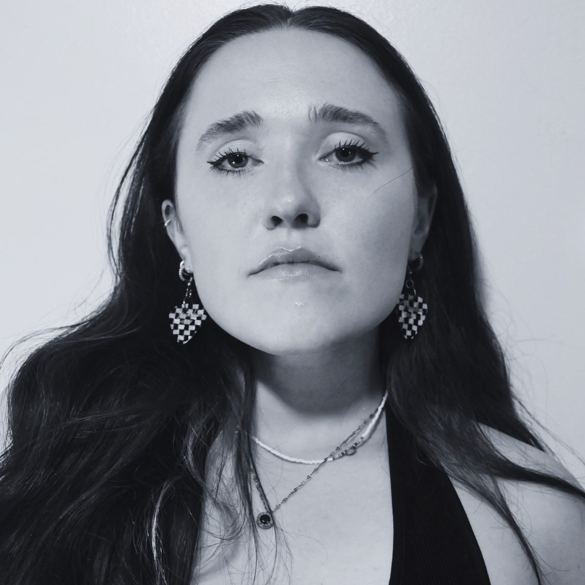 Bailey Grey Breaks the Mold on Her Debut LP, Love It All