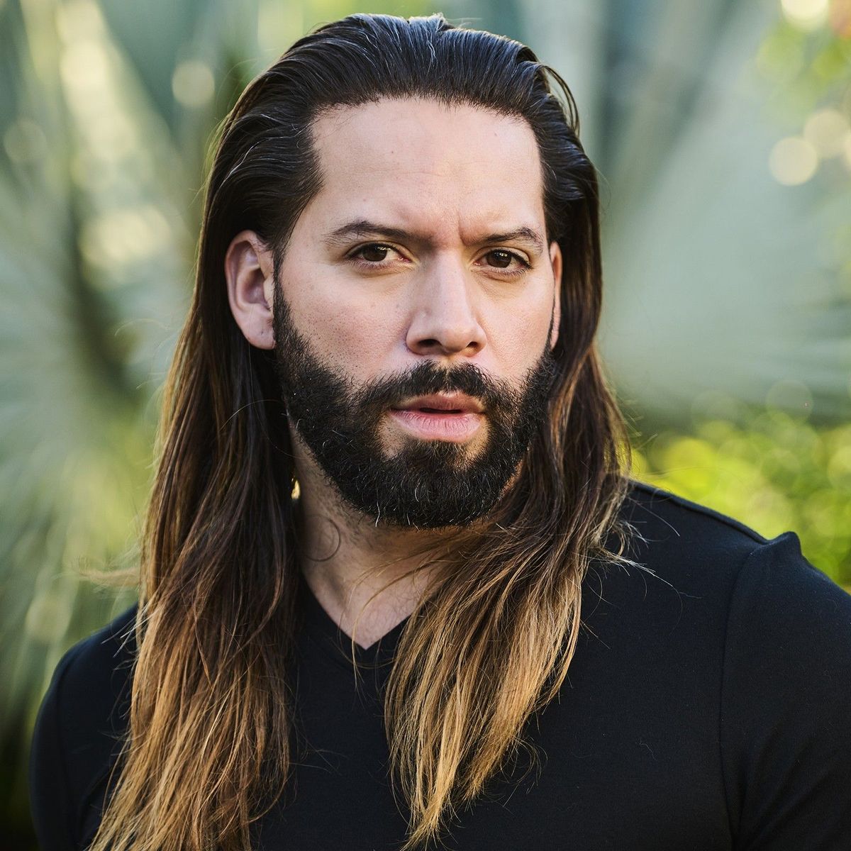 Frankie Silver Switches to “Airplane Mode” to Rediscover His True Self