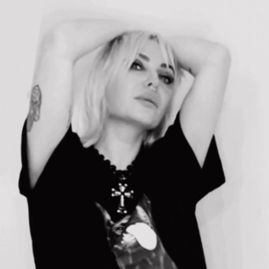 Chelle Puts Her Stamp on Pop with New Single “Ain’t Lovin’ You”