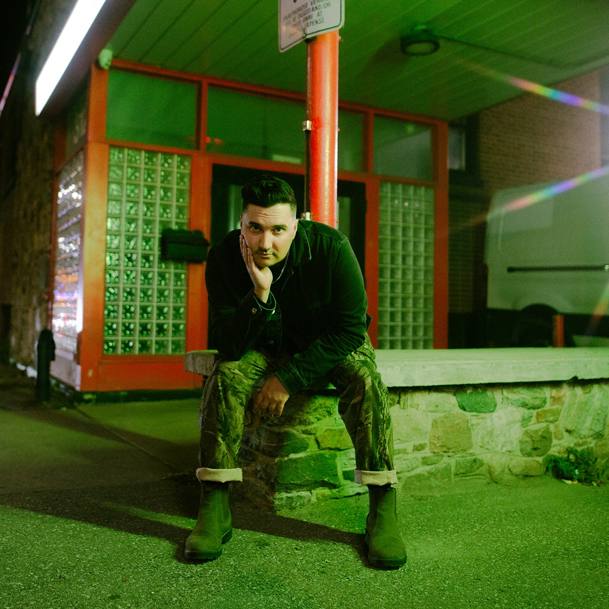 QUIETLOVE Lets “High” Glow With Late-Night Pop Precision