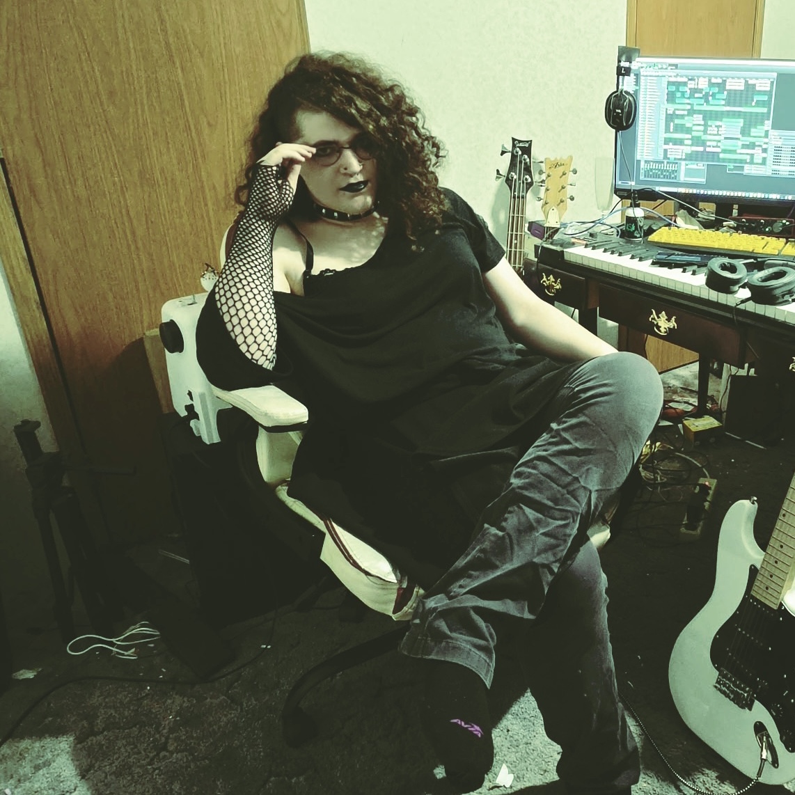 NO IDENTITY Turns Distortion Into a Dance Floor on “Almost Nothing”