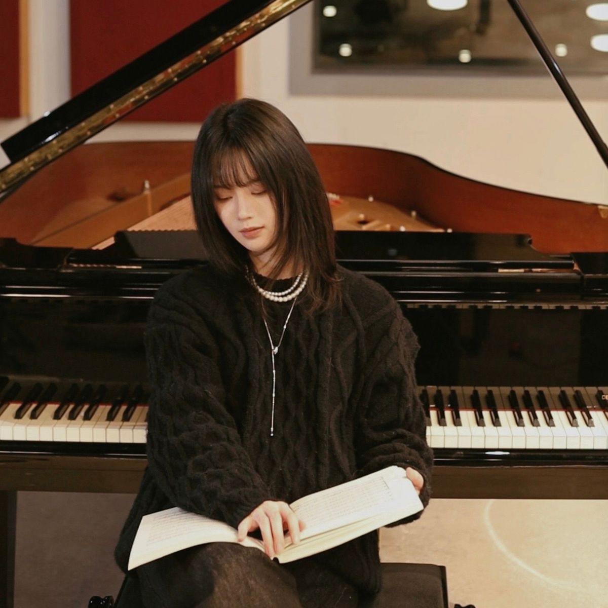 Sylvie Natsume Lets Light and Silence Shape Komorebi
