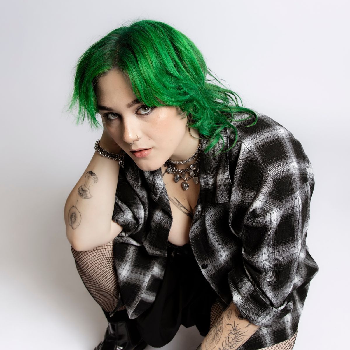 Franxie Lets the Weight Fall on “Stone”