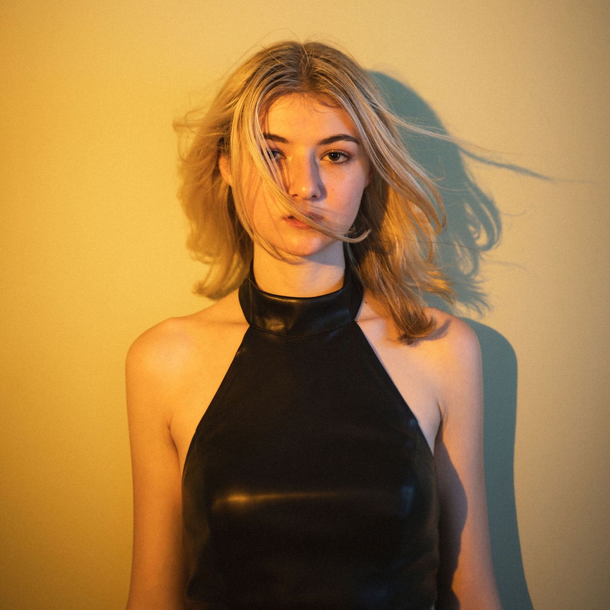Ava Valianti Finds the Sweet Spot Between Flirtation and Heartache on “acupuncture”