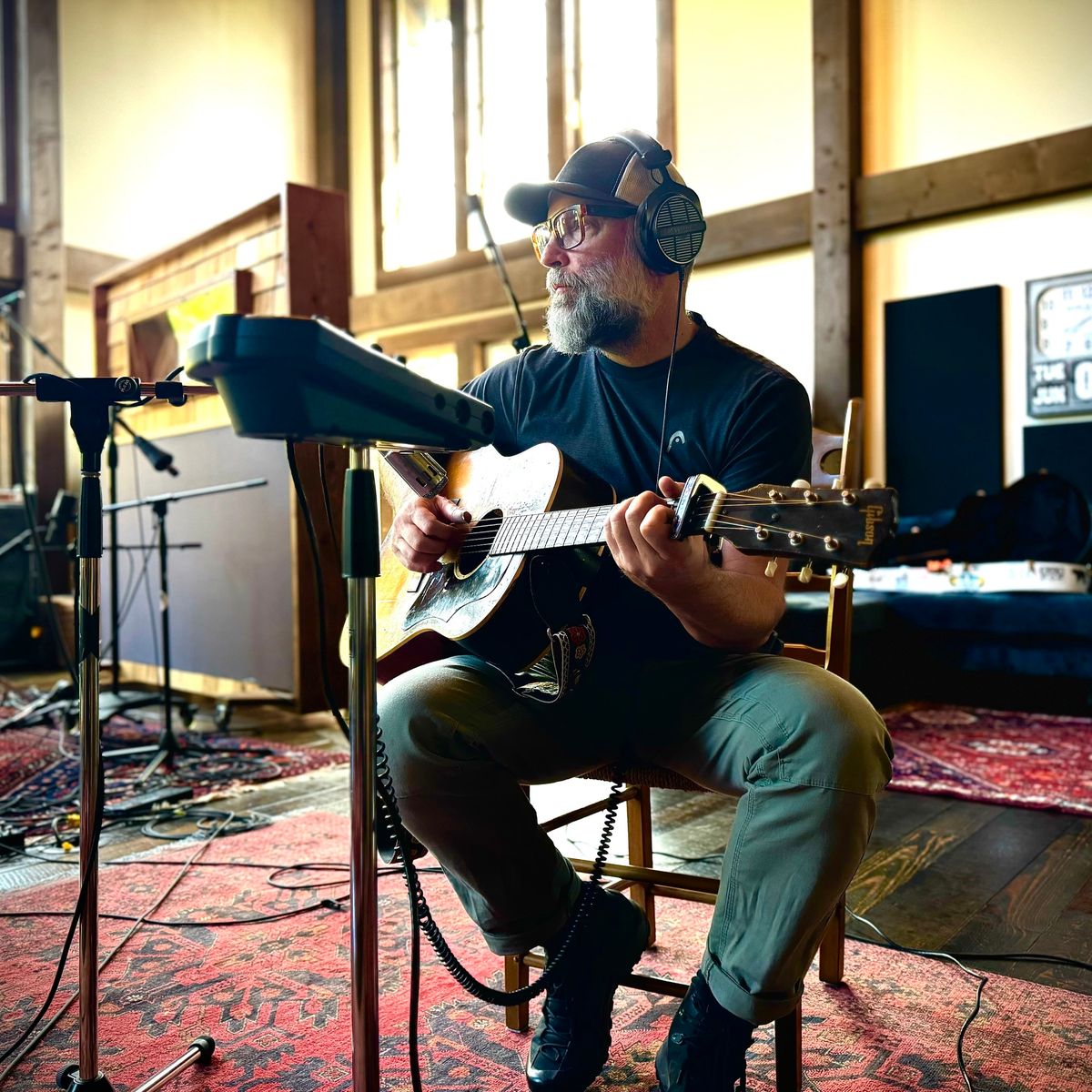 WiL Finds the Heart in the Fragments on New Single “Pieces”